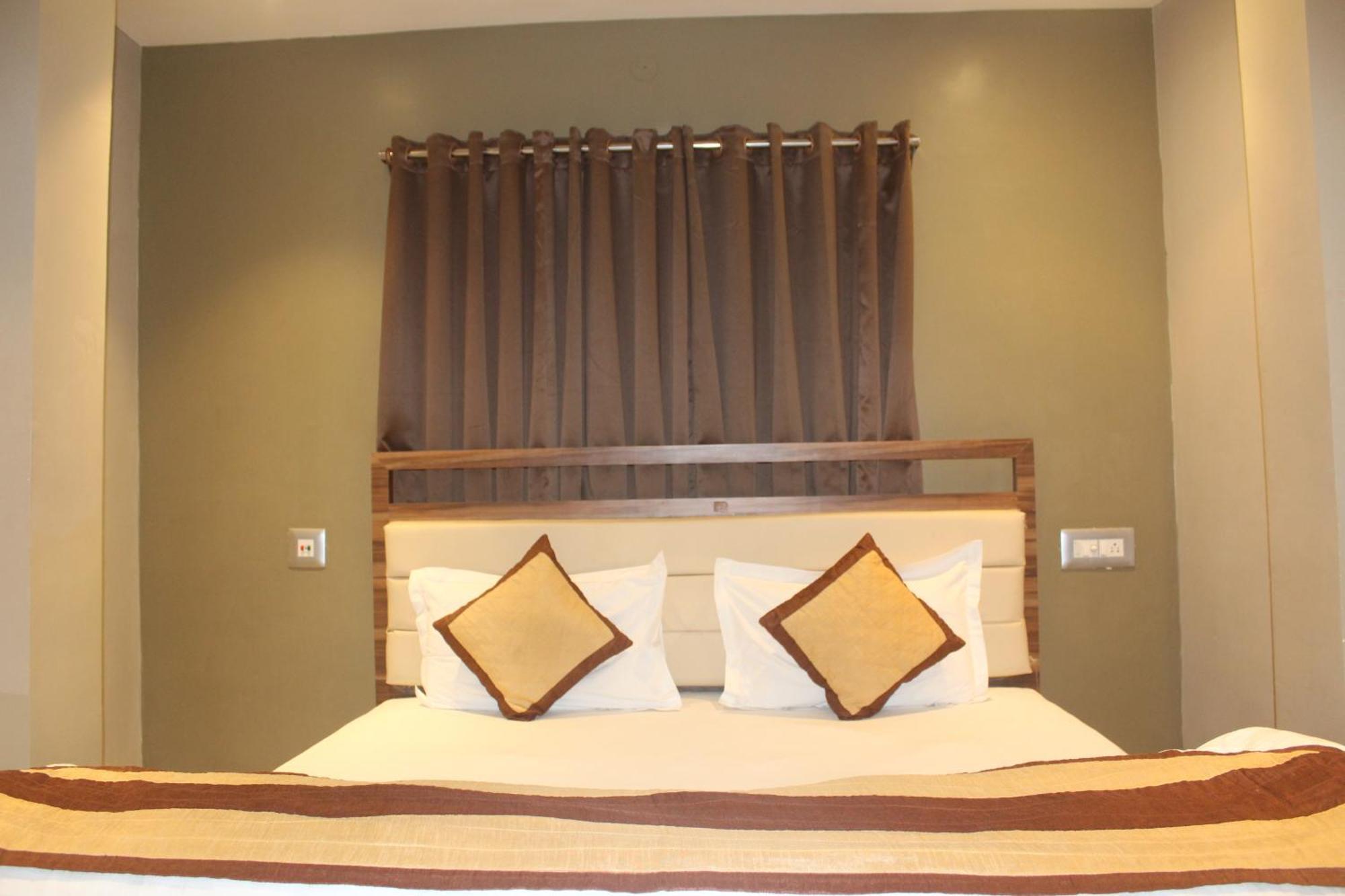 Hotel Oishi Plaza Mukutmanipur Εξωτερικό φωτογραφία