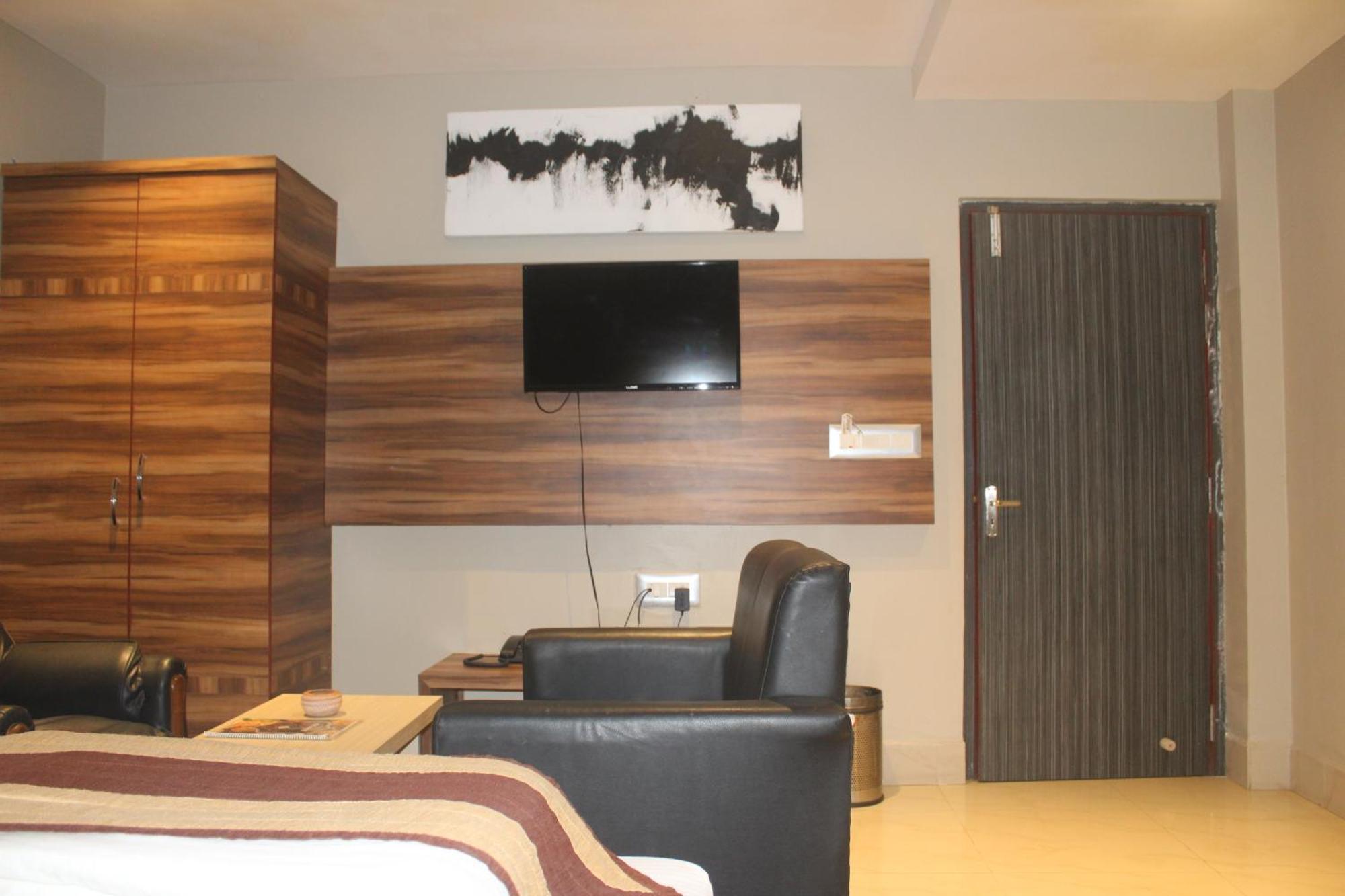 Hotel Oishi Plaza Mukutmanipur Εξωτερικό φωτογραφία