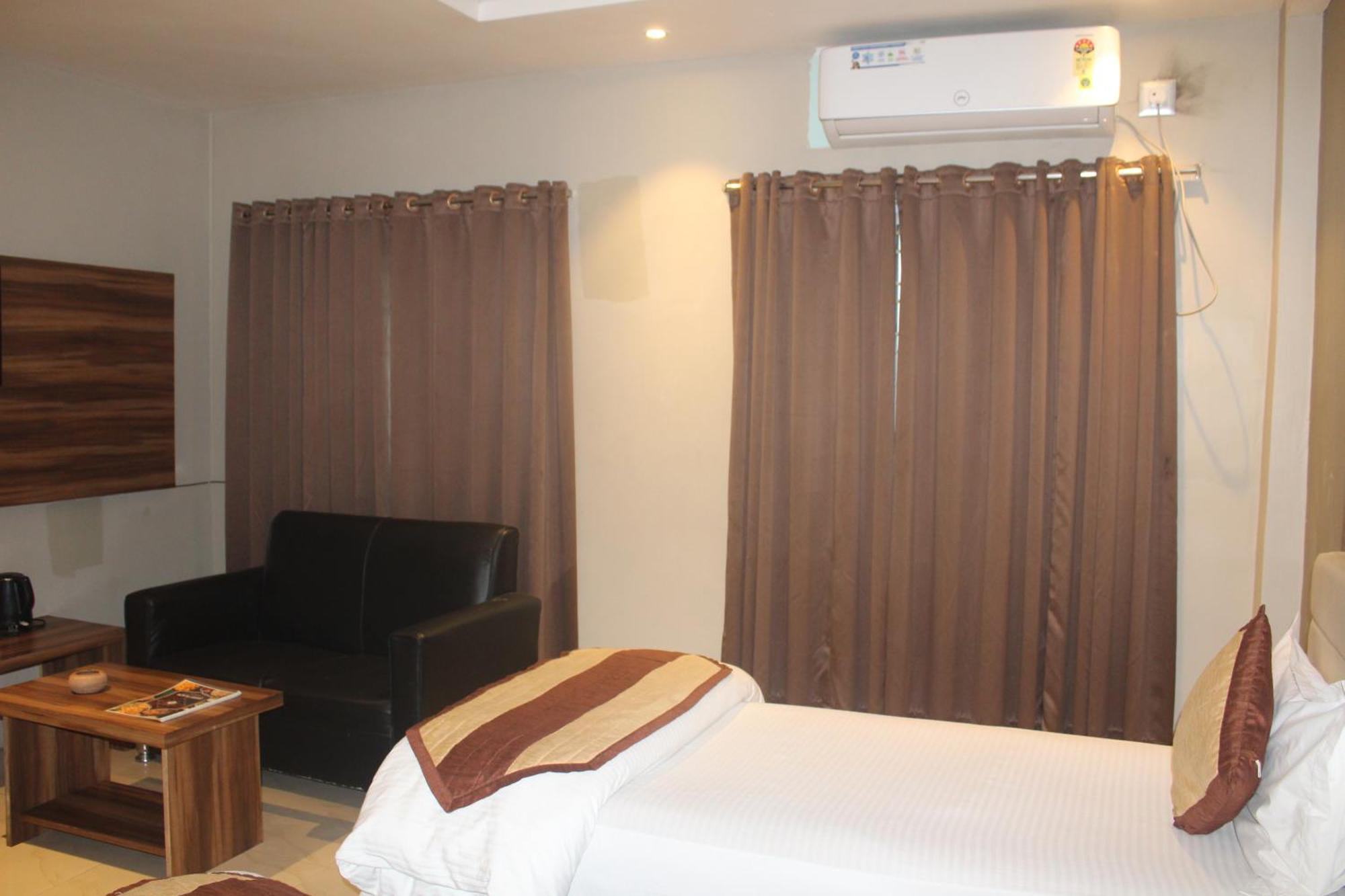 Hotel Oishi Plaza Mukutmanipur Εξωτερικό φωτογραφία